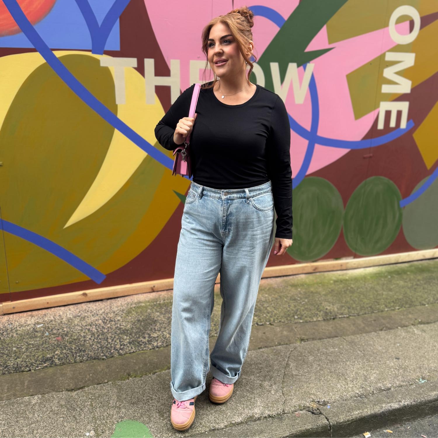 Abi - 1.57m - Größe E