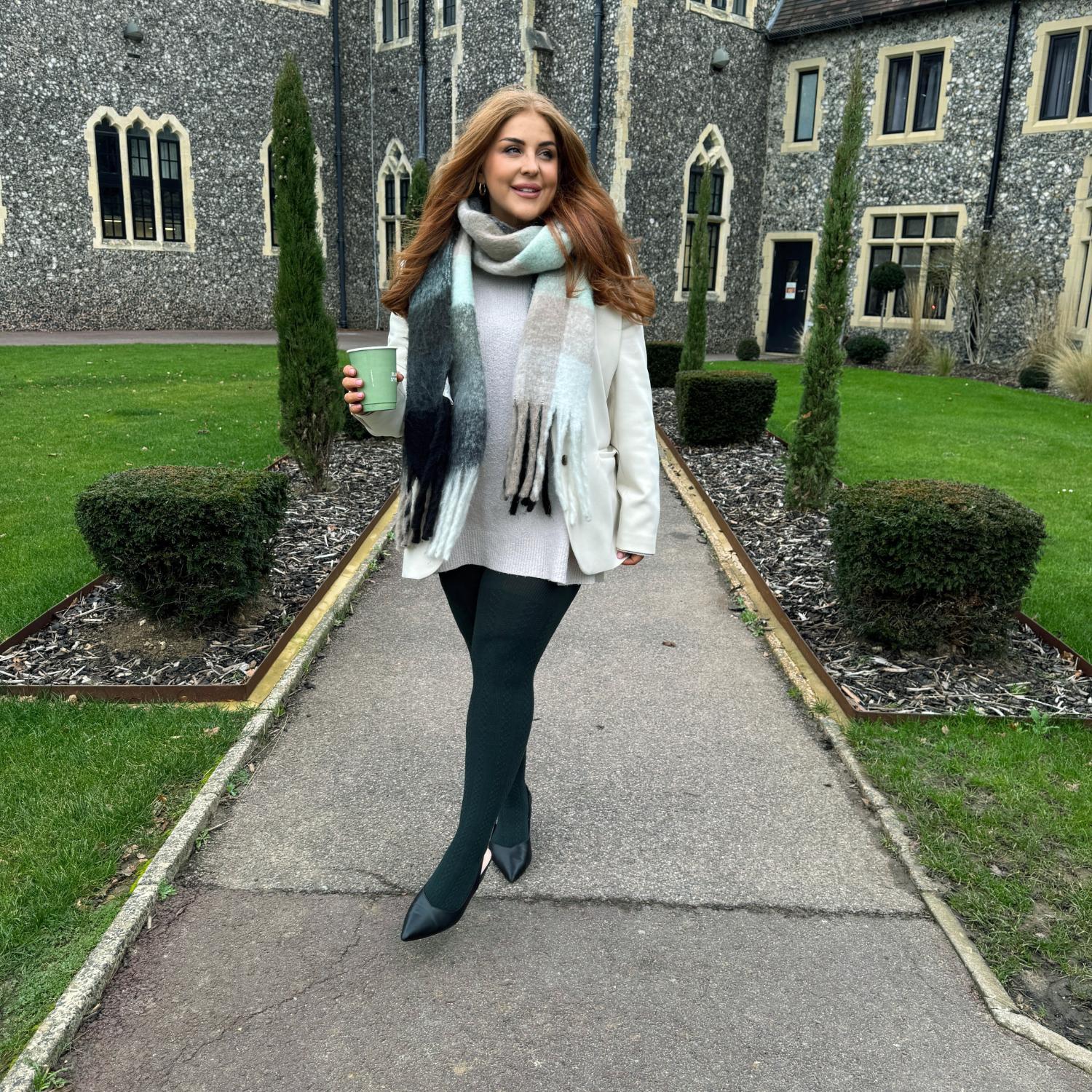 Grannies Zopfstrick Wollstrumpfhosen V2 - Crocodile