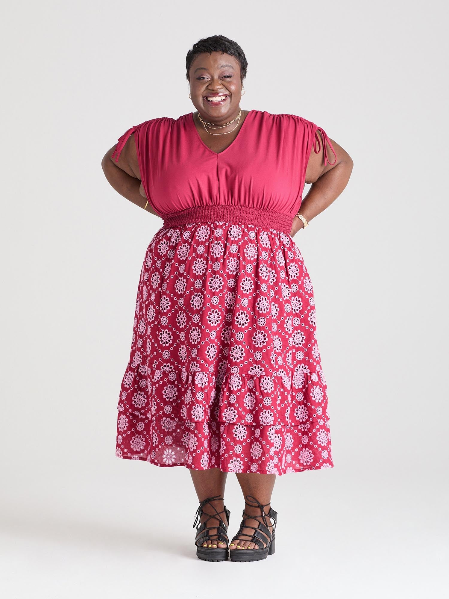 Adwoa, 5ft 3in / 161cm - Größe G