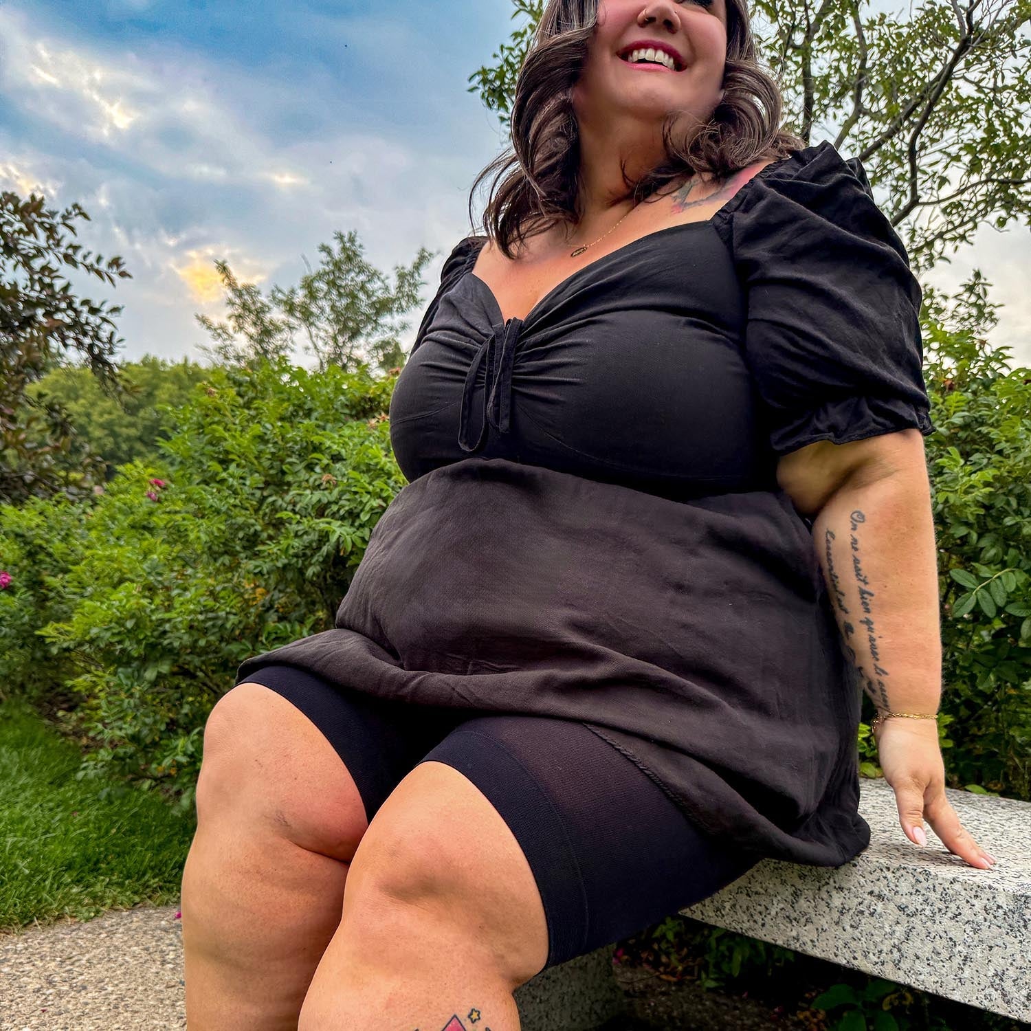 Amy - Size G