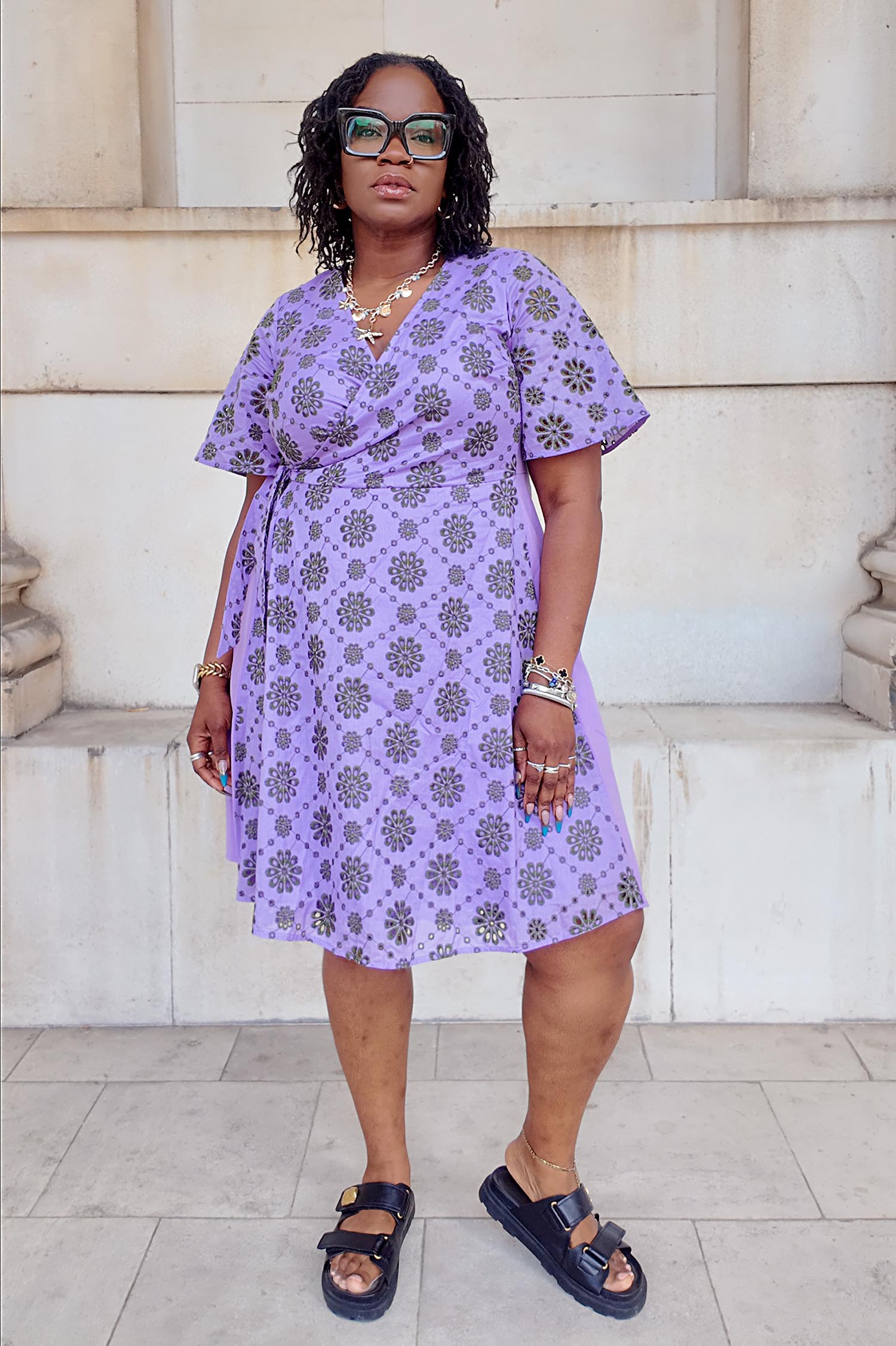 Anneka, 5ft 6in / 168cm - Größe E