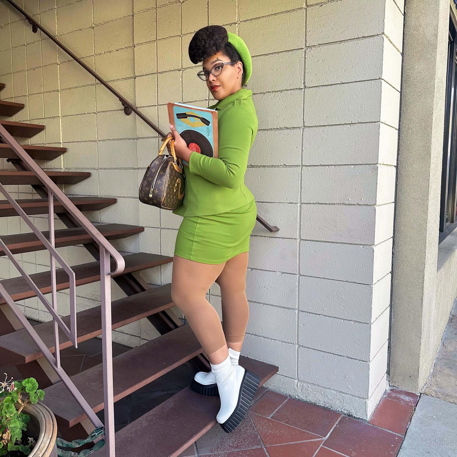 Ashleeta - Größe F