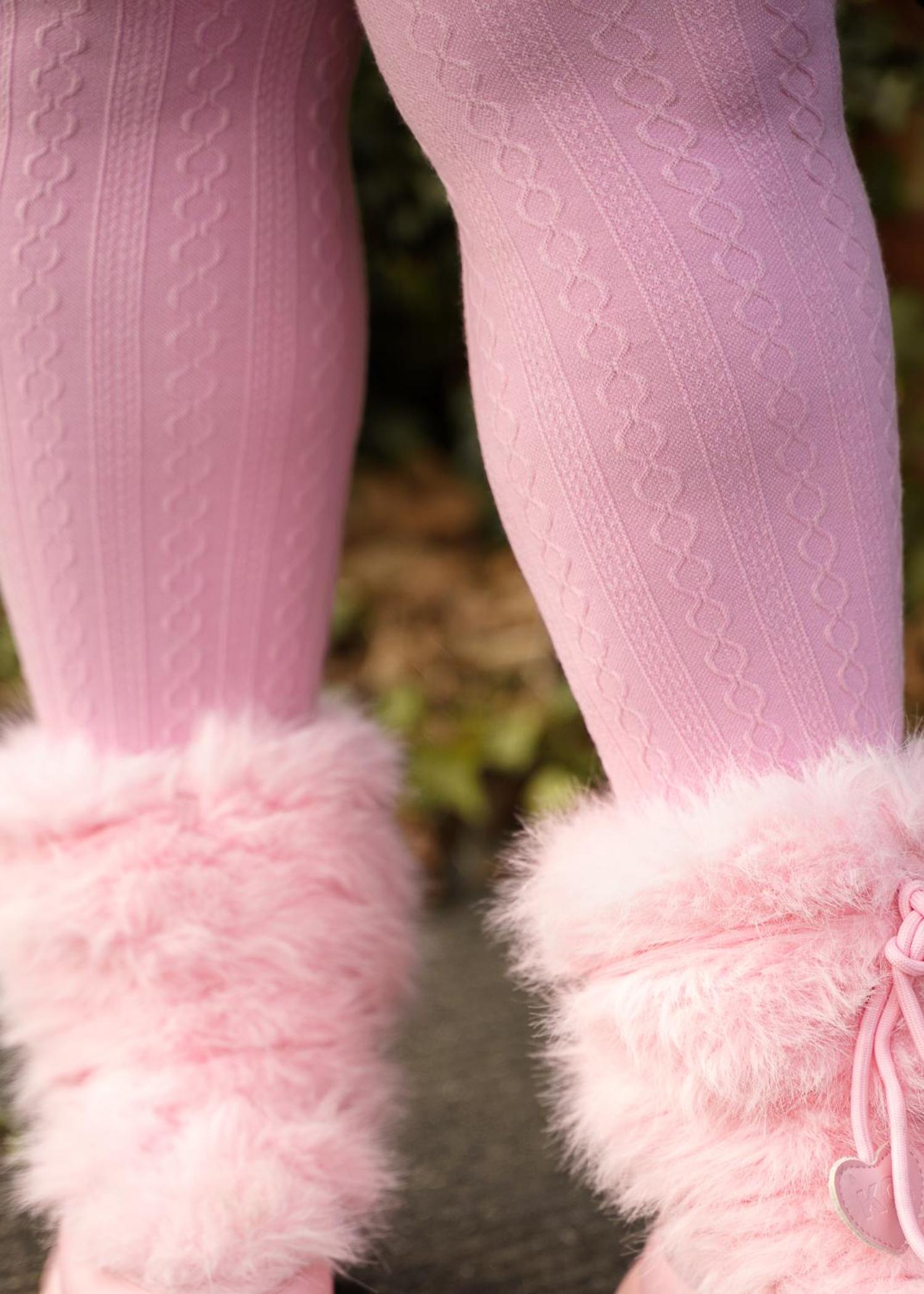 Grannies Zopfstrick Wollstrumpfhosen V2 - Piglet