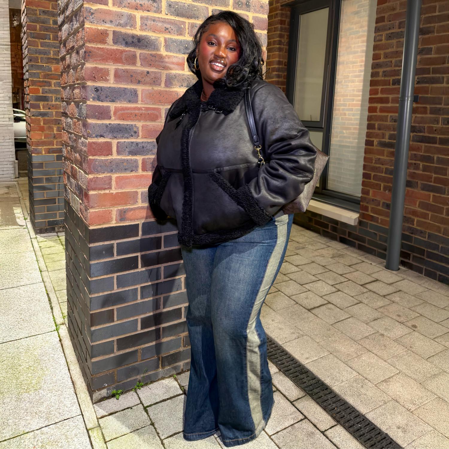 Bessie Aviator Jacke – Schwarz