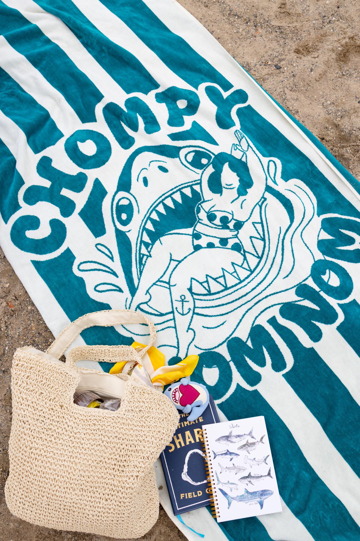 Plüschiges Badetuch – Chompy