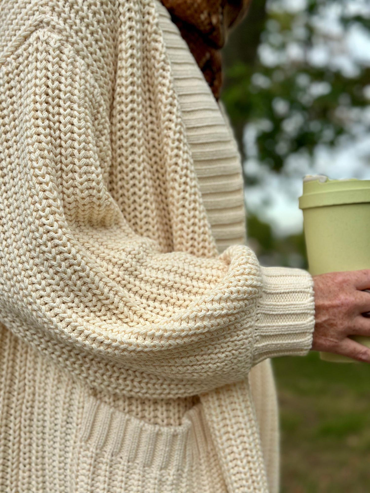 Chunky Baumwoll-Strickjacke – Creme