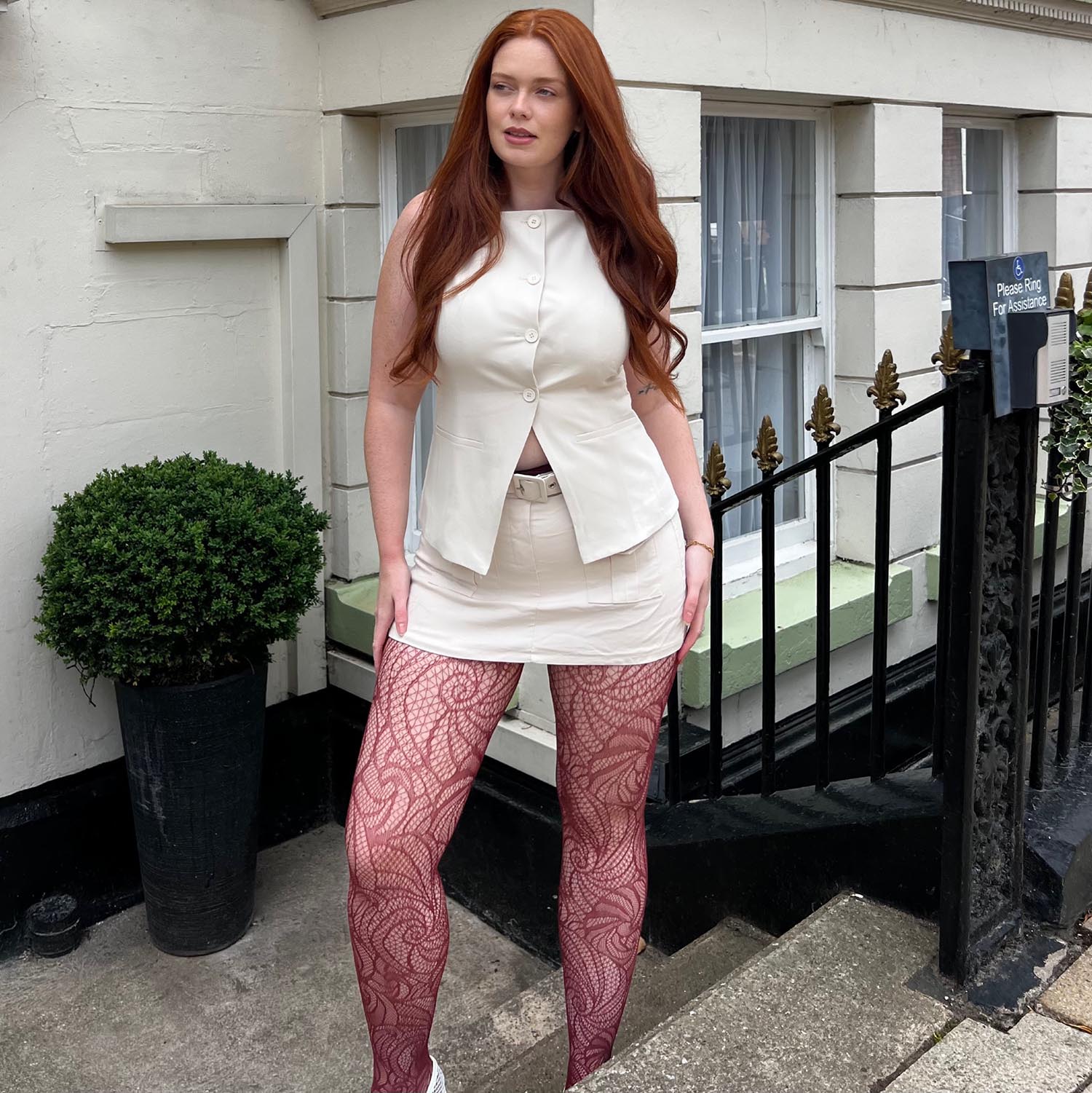 Thighs The Limit Fishnetz Timewarp - Roast