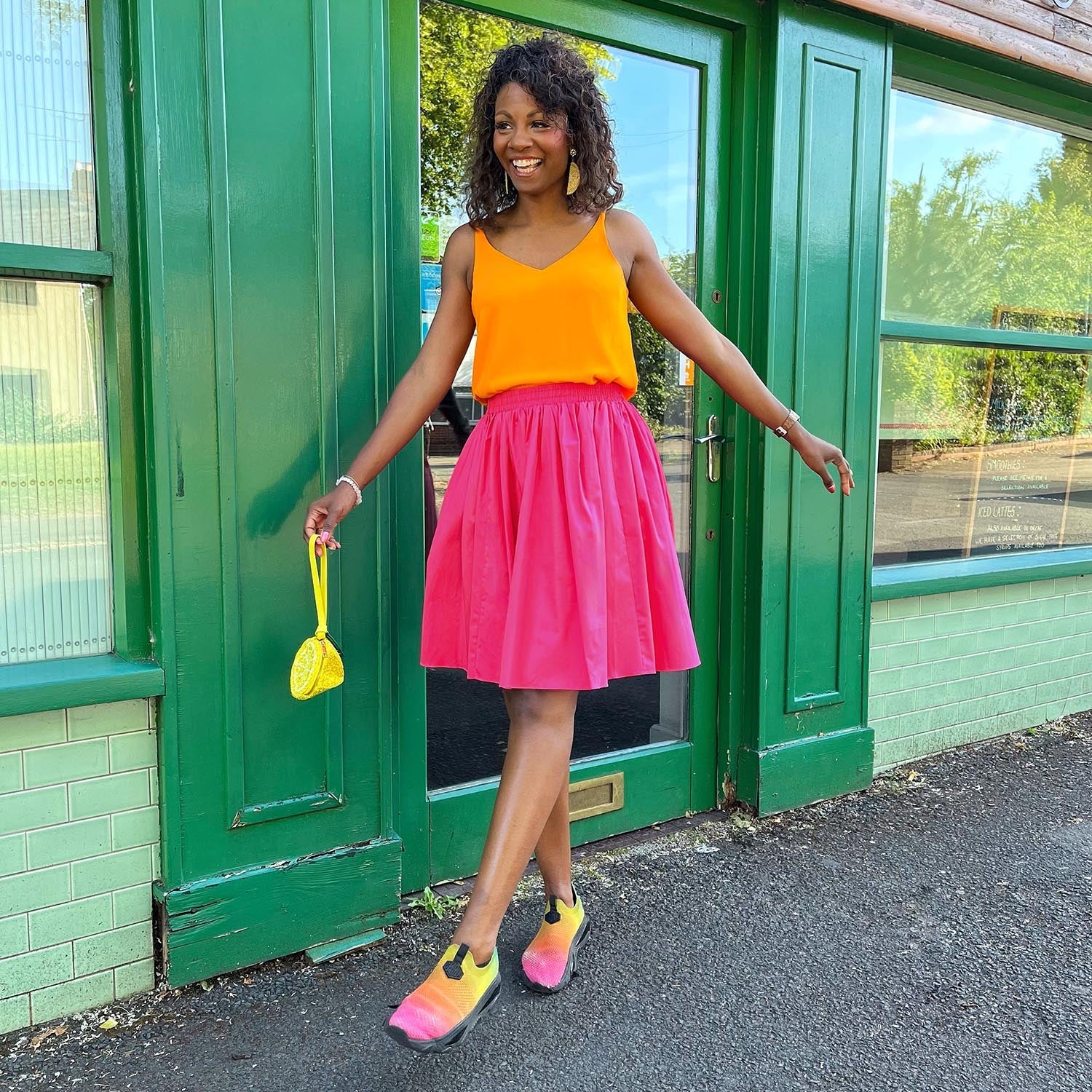 Hannah, 5ft 10in / 178cm - Größe D