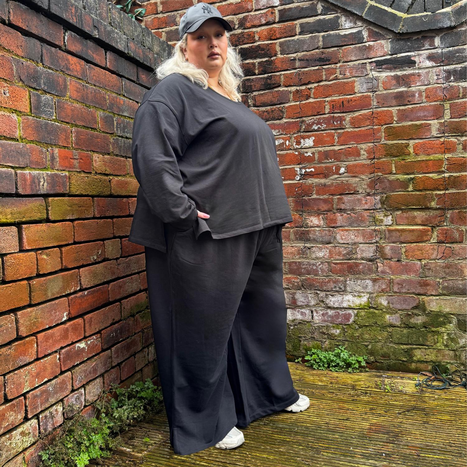 Hannah - 1.70m - Größe H