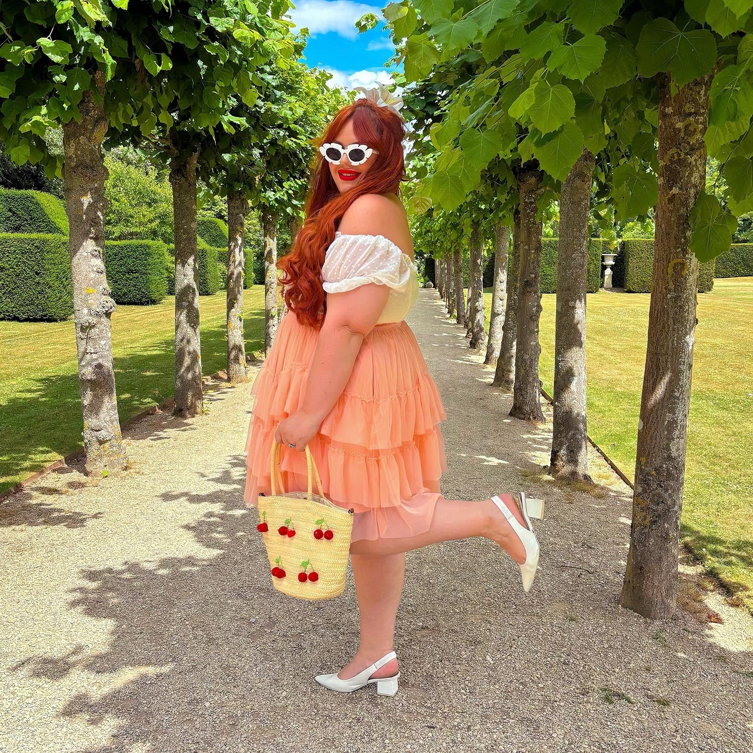 Hayley, 5ft 9in / 175cm - Größe F