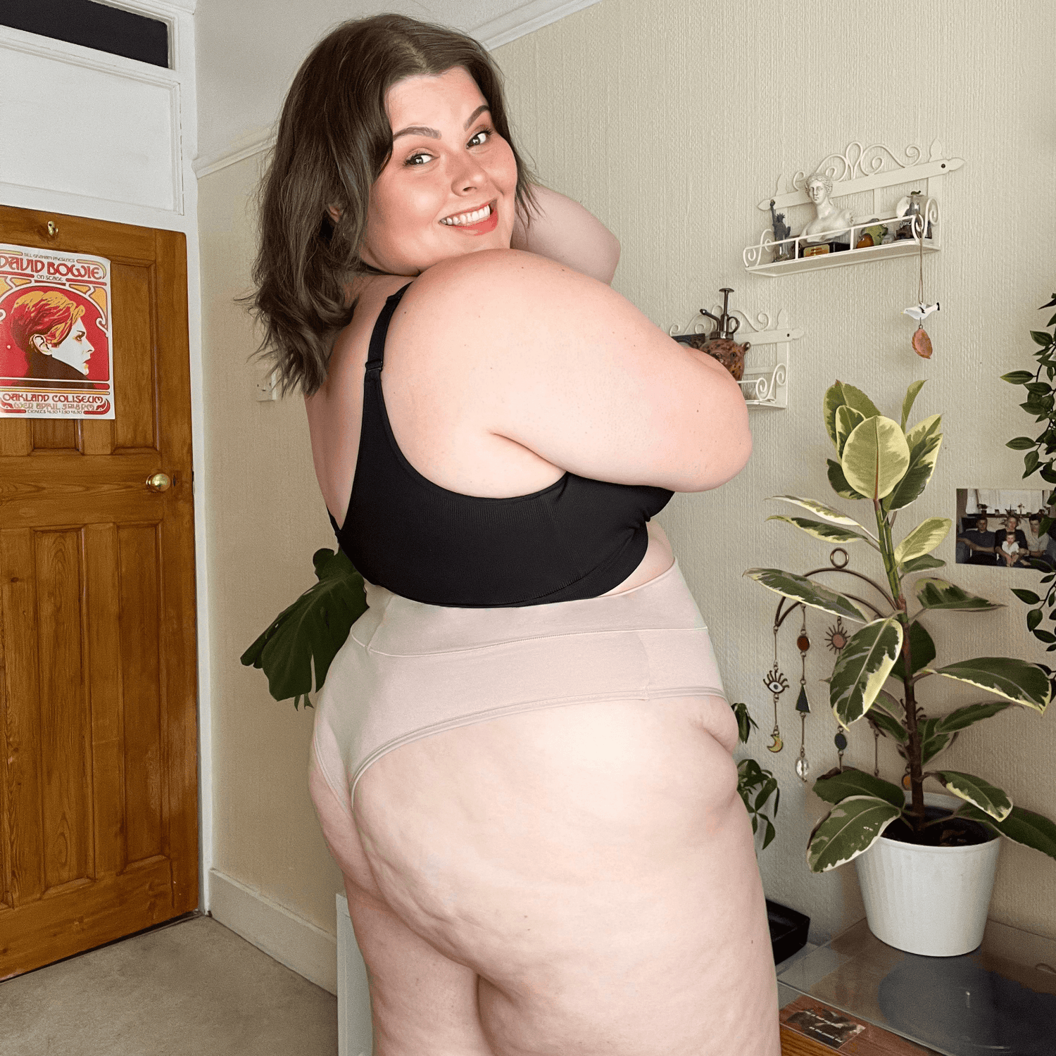 Organiczne bawełniane figi z wysokim stanem i wycięciem na plecach - butelka mleka