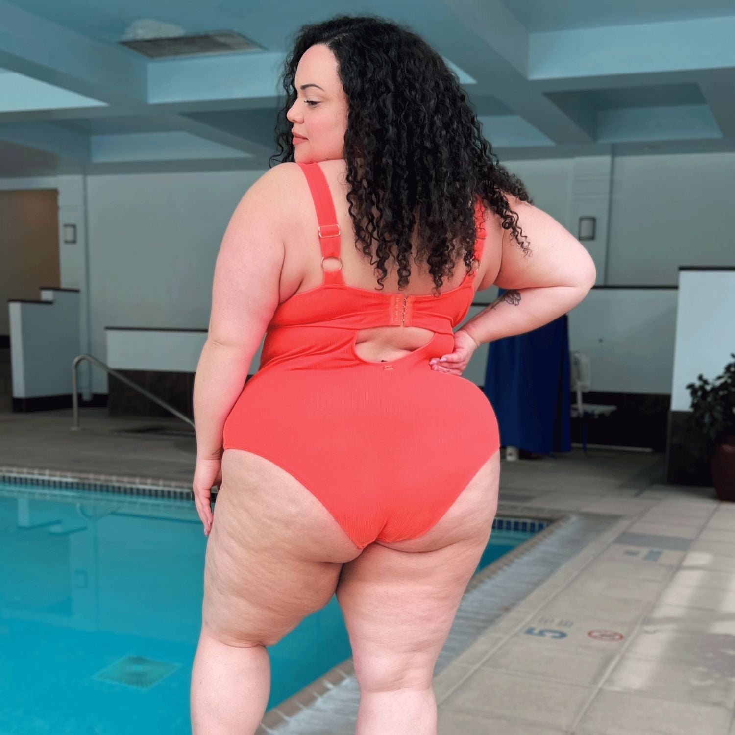 [Kayla - Größe F - 5'3