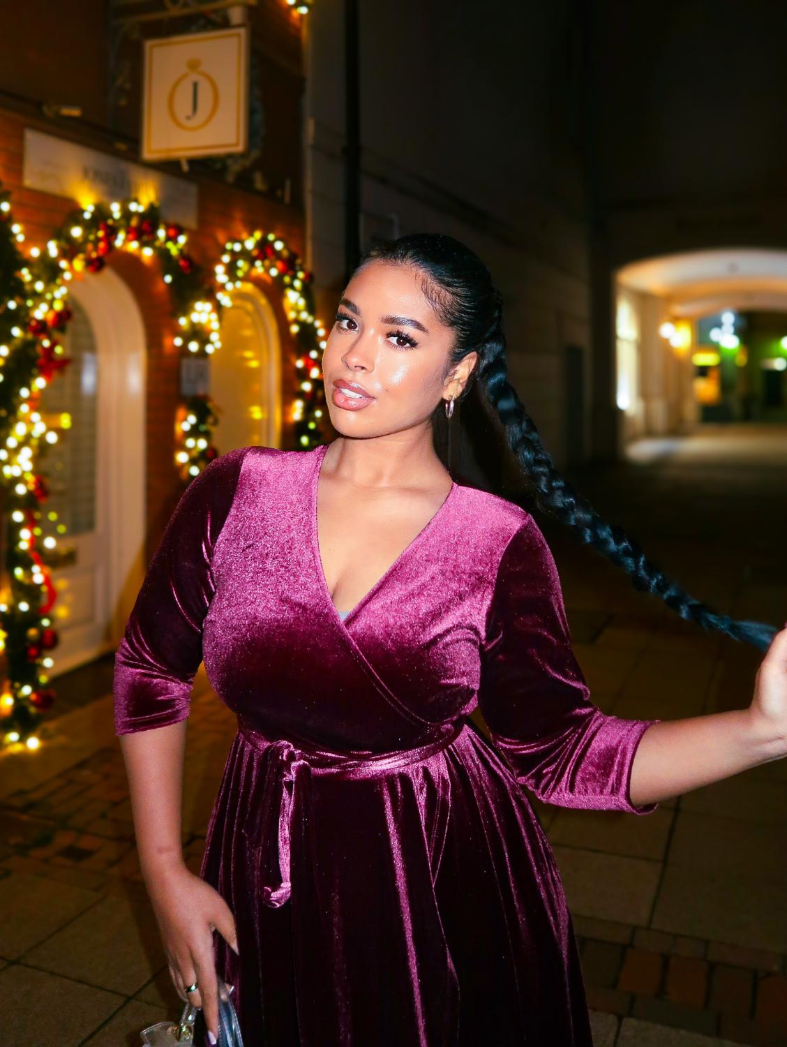 Samt-Wickelkleid – Kirschrot