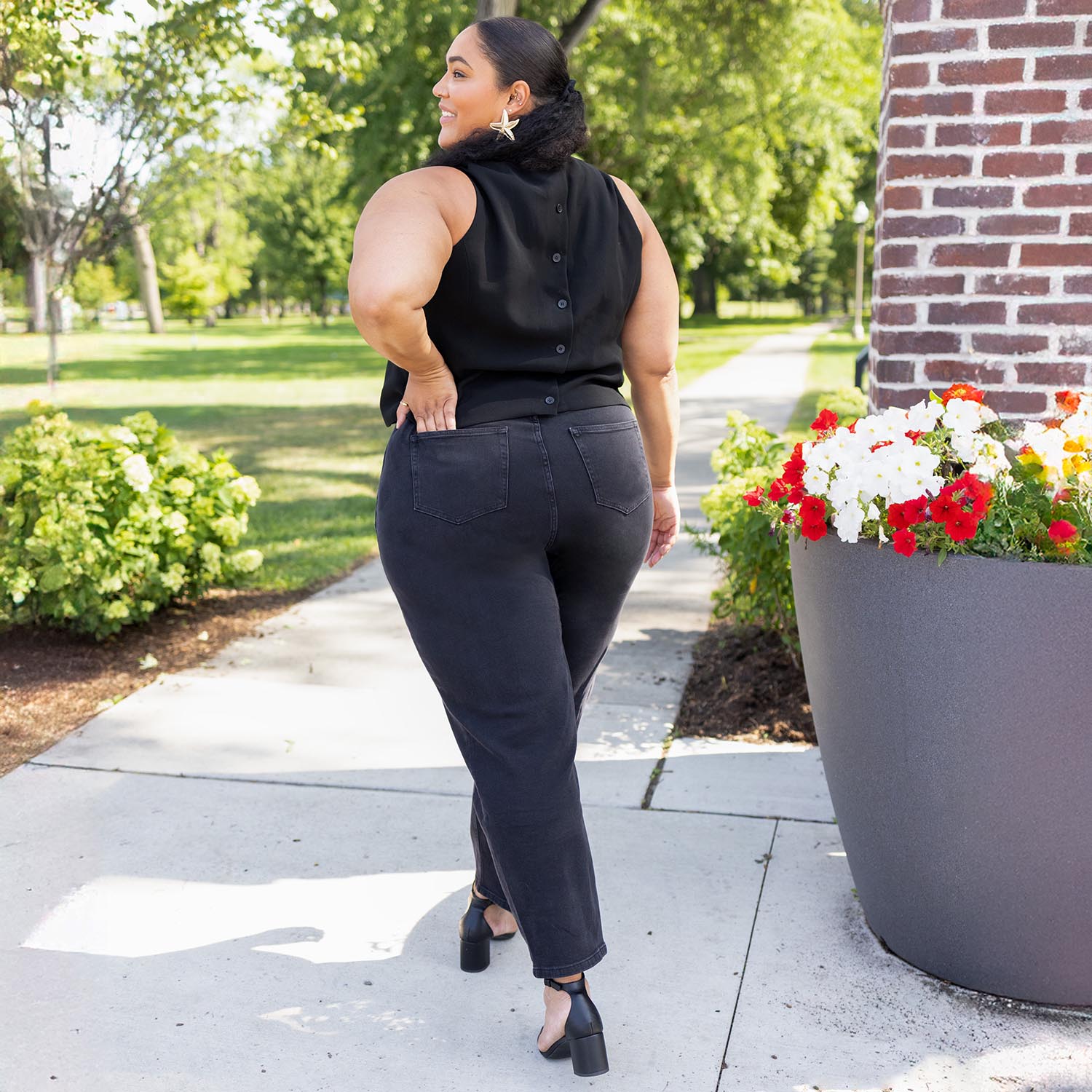 Larrissa, 181cm - Größe F1 Lang