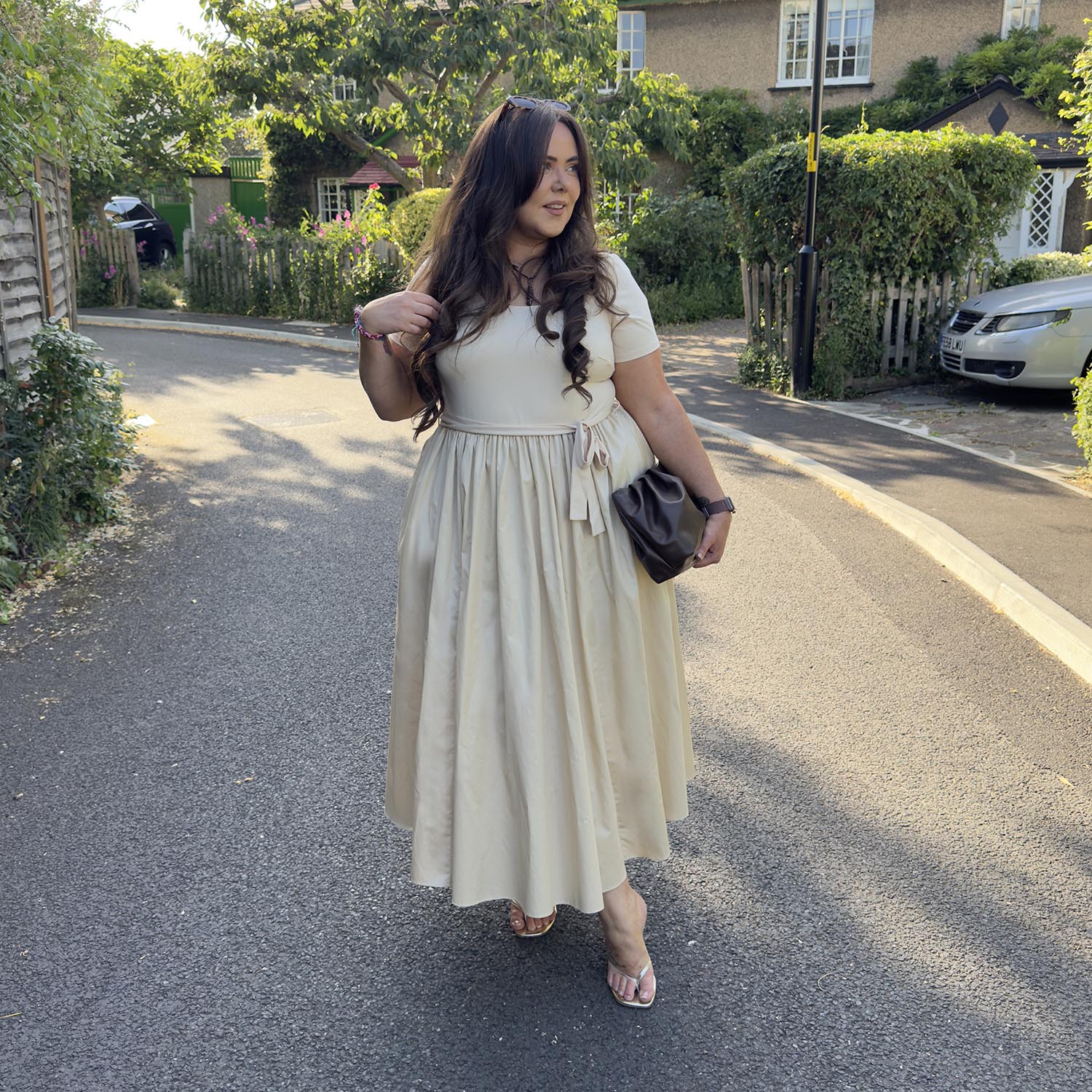 Louise, 5ft 7in / 170cm - Größe E