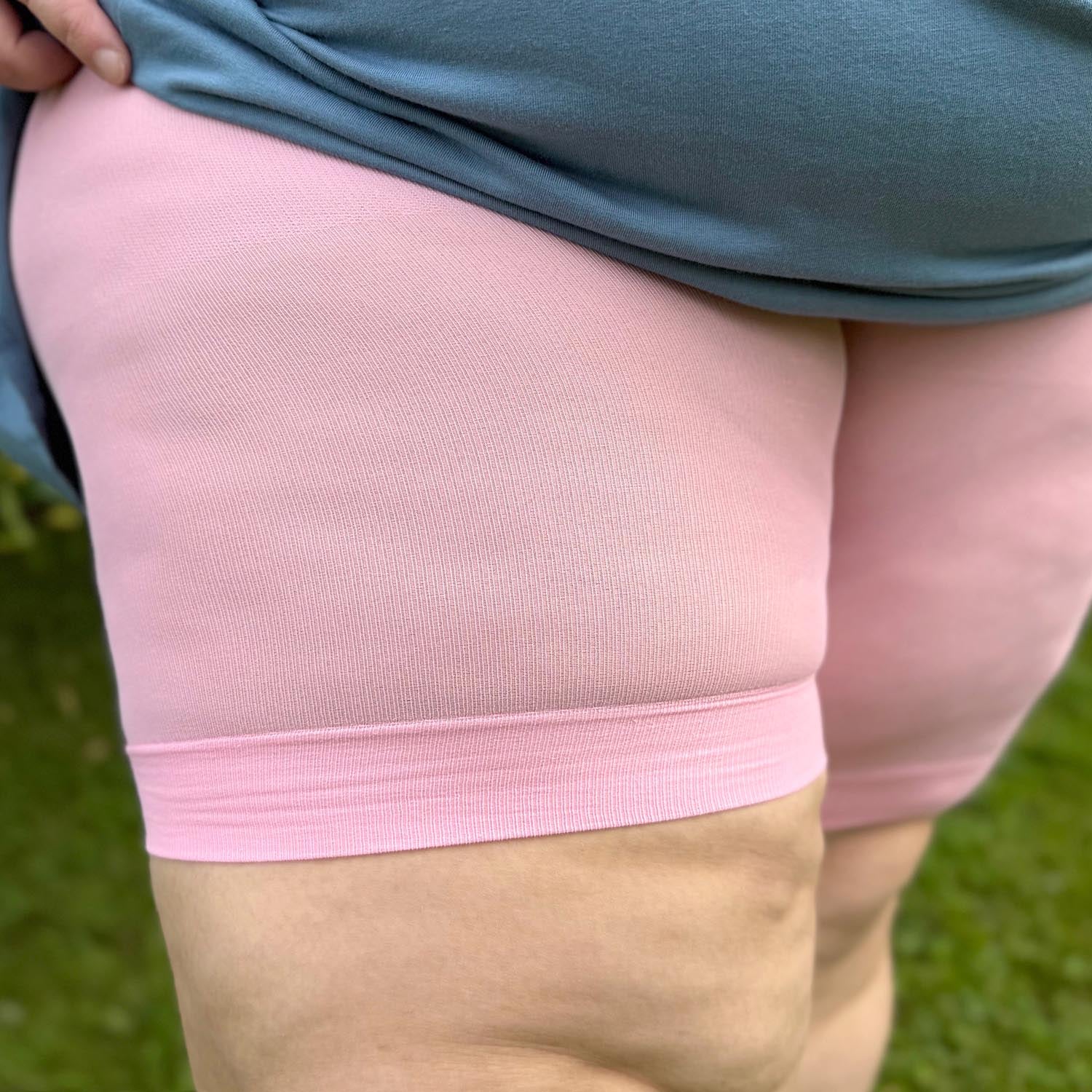 Stay Cool Chub Rub Shorts - Rodeo Drive Rosa