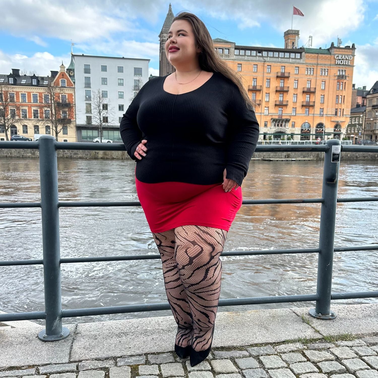 Feline Myself - Tiger Stripe Fishnet Tights