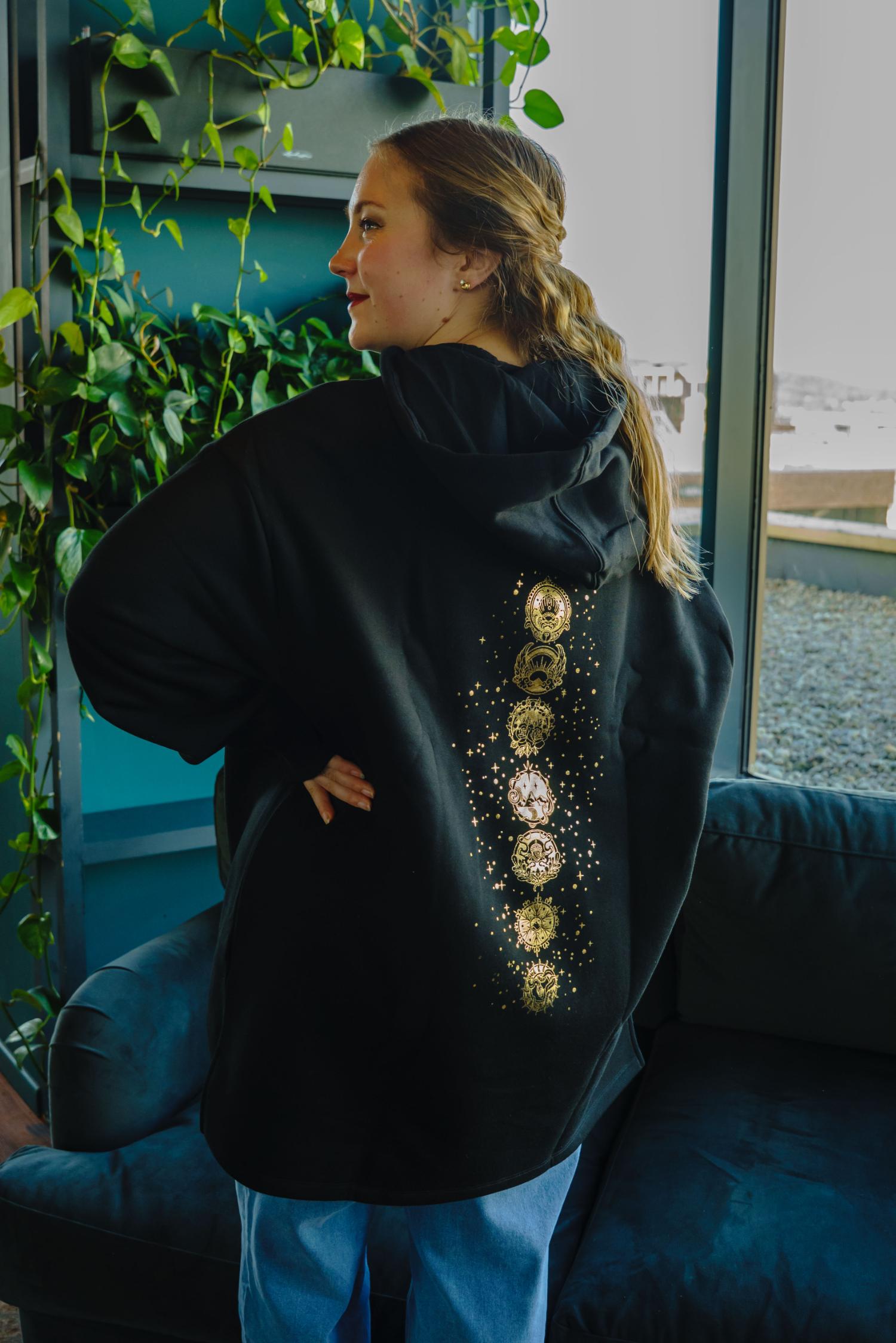 ACOTAR Longline Hoodie – Sieben Höfe