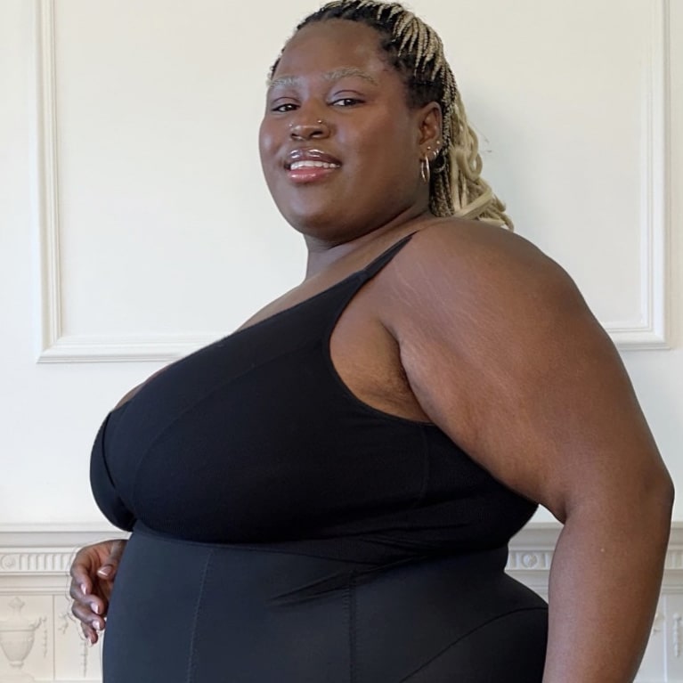 Naomi - Größe 6 - Grande Cup