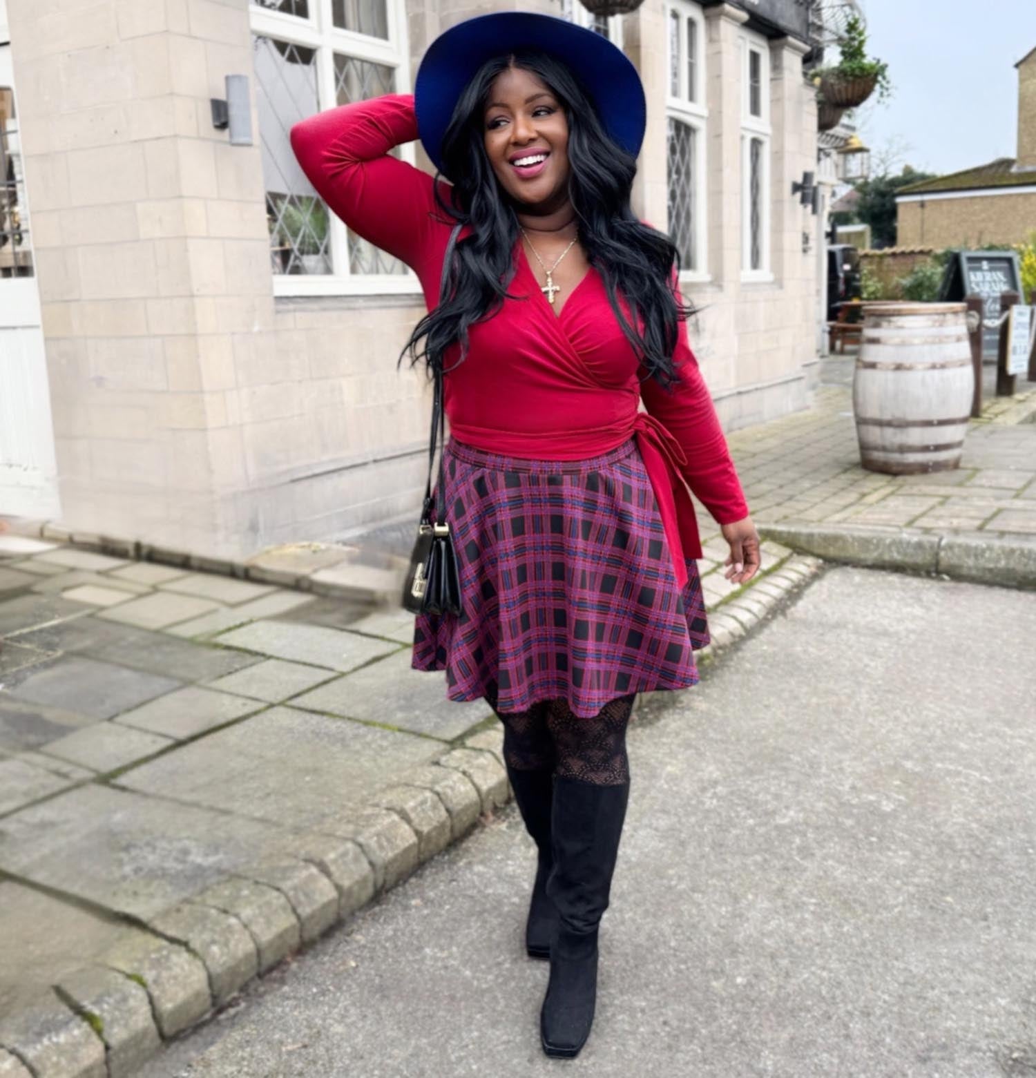 Samantha - Größe E