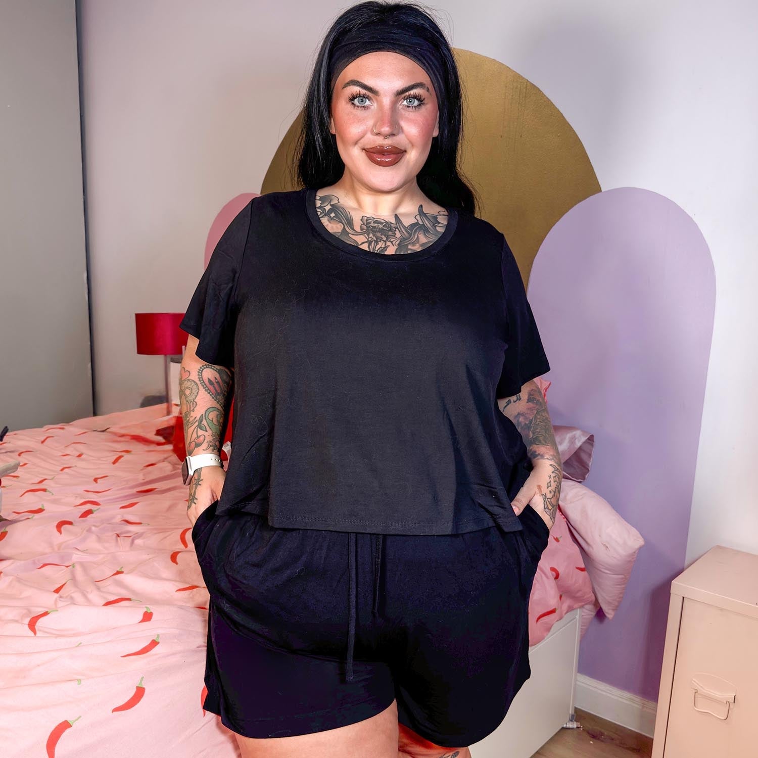 Cooling Eco-Viscose Scoop-Neck-T-Shirt - Schwarz