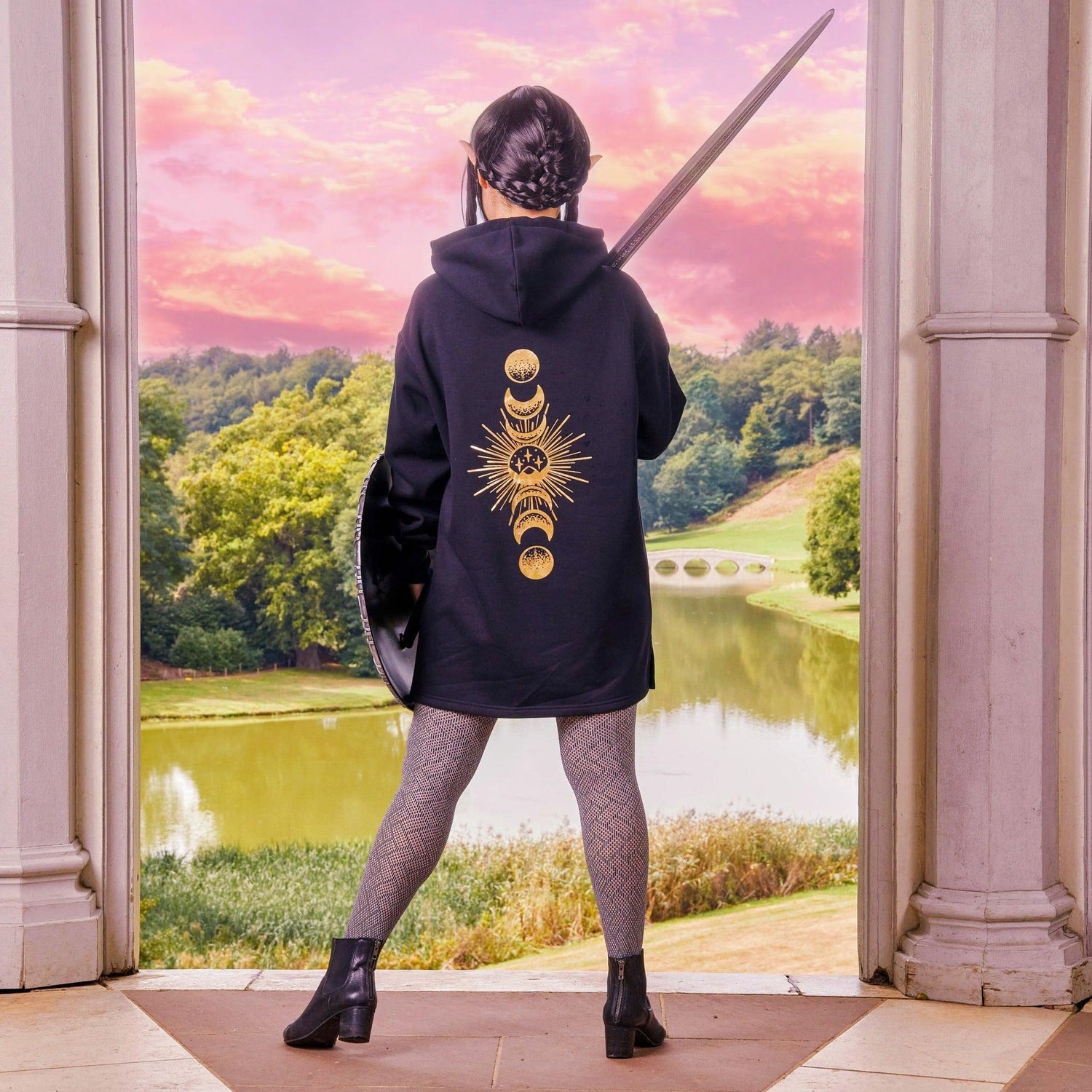 Bluza z kapturem ACOTAR z bawełny organicznej - High Lady