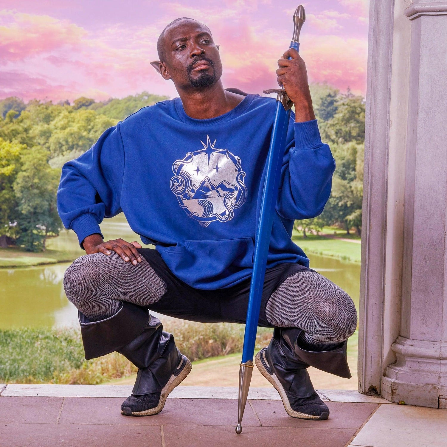 Bio-Baumwolle ACOTAR Sweatshirt mit Rundhalsausschnitt - Night Court