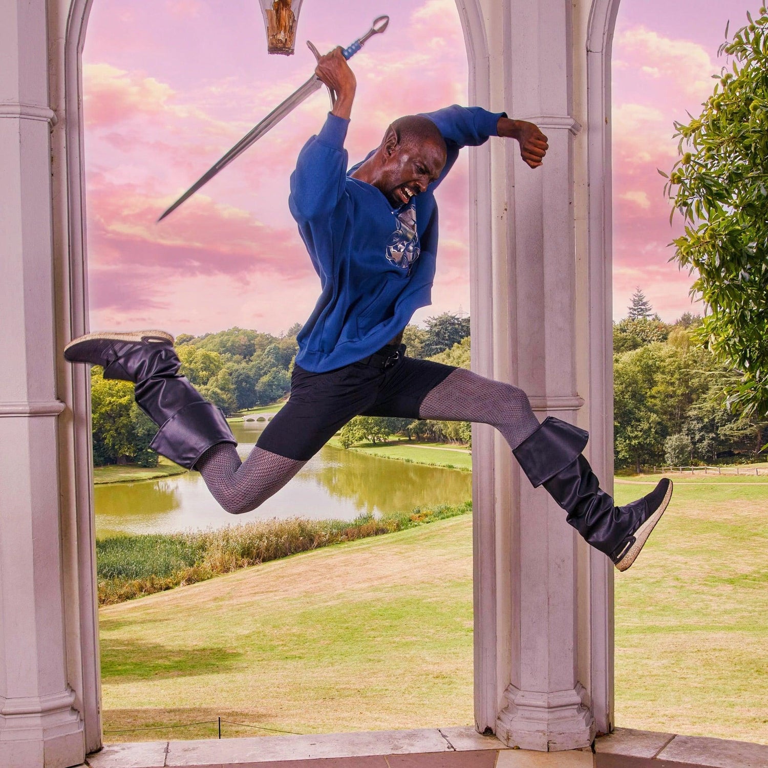 ACOTAR sweatshirt med rund hals i ekologisk bomull - Night Court