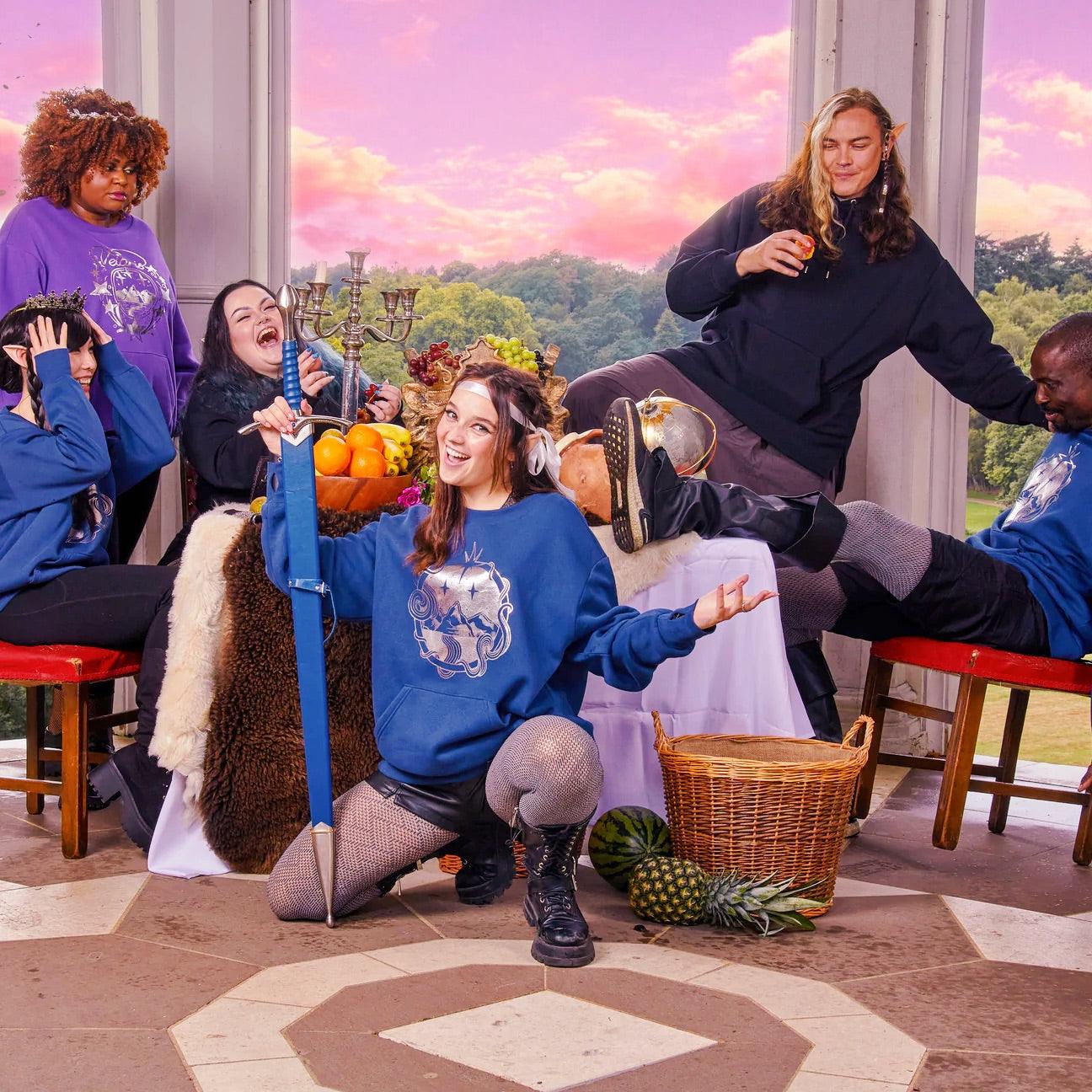 ACOTAR sweatshirt med rund hals i ekologisk bomull - Night Court