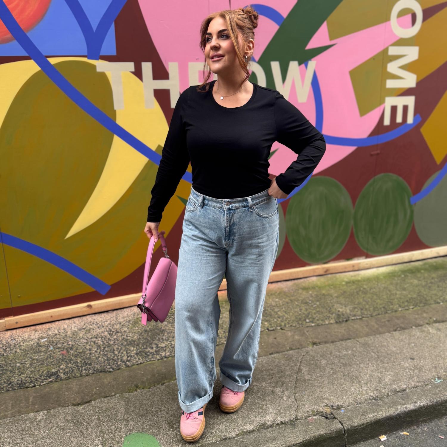 Abi - 5ft 2 - Size E