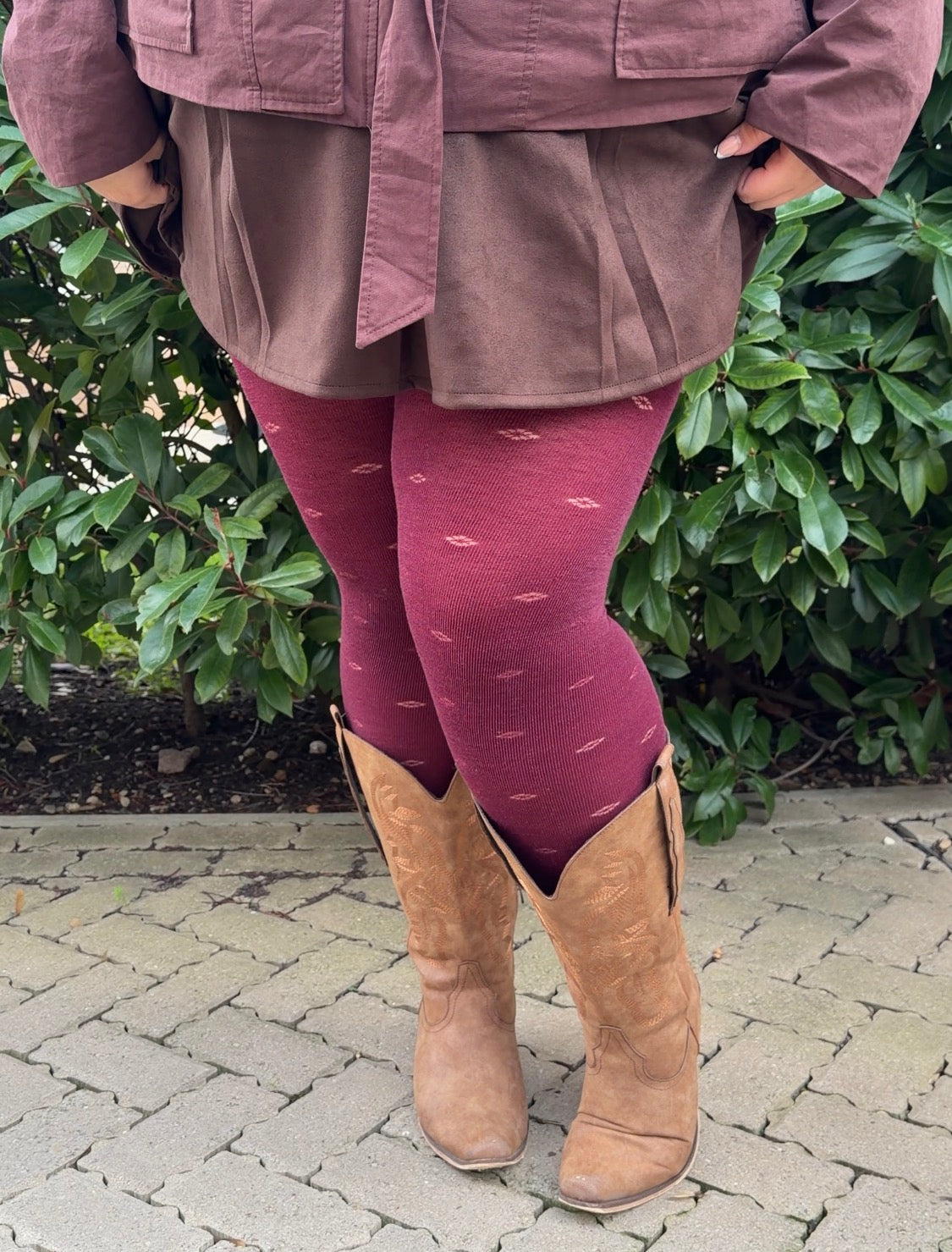 Woll-Spitzenstrumpfhose – Ditsy Diamond – Kirschrot