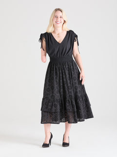 Brooke, 5ft 3in / 161cm - Größe C