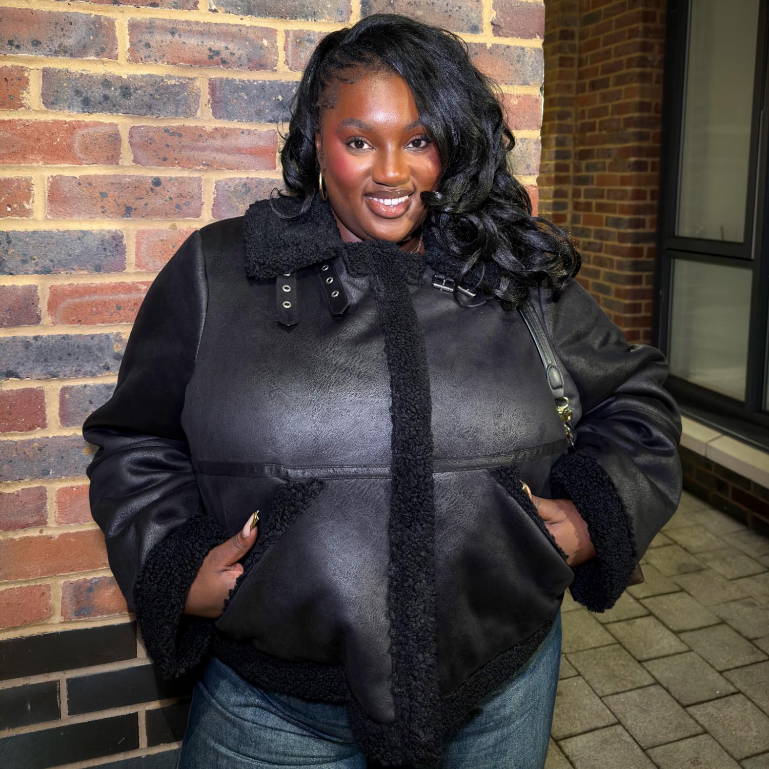 Bessie Aviator Jacke – Schwarz