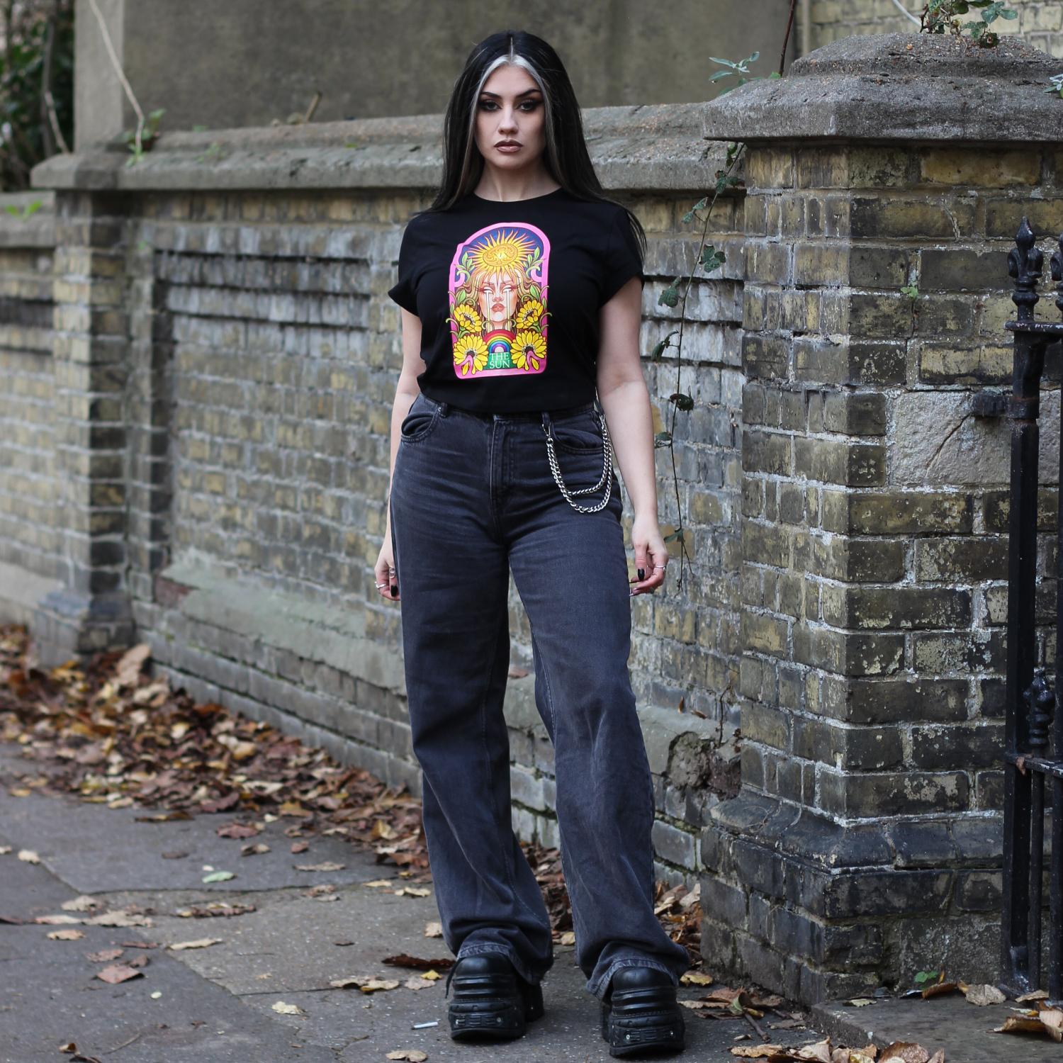 Major Arcana Baby Tee - XIX Die Sonne