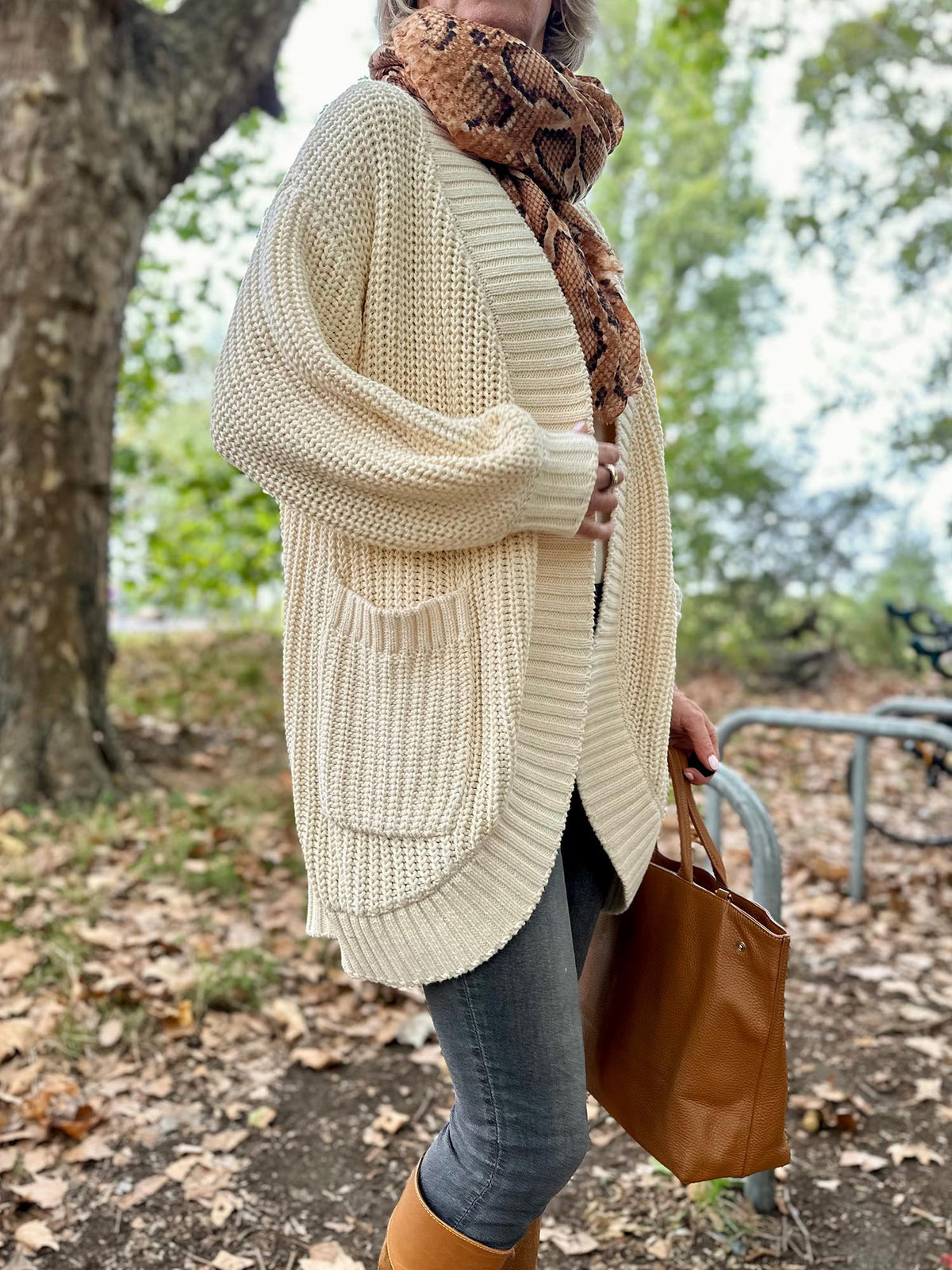 Chunky Baumwoll-Strickjacke – Creme