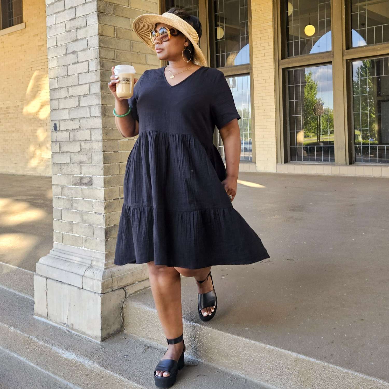 Amrita Kurzes Kleid aus Baumwoll-Musselin – Schwarz