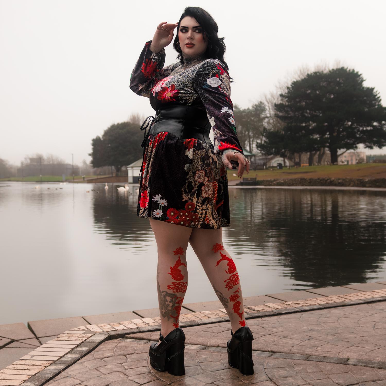 Paper Cut Strumpfhose - Builders Tea