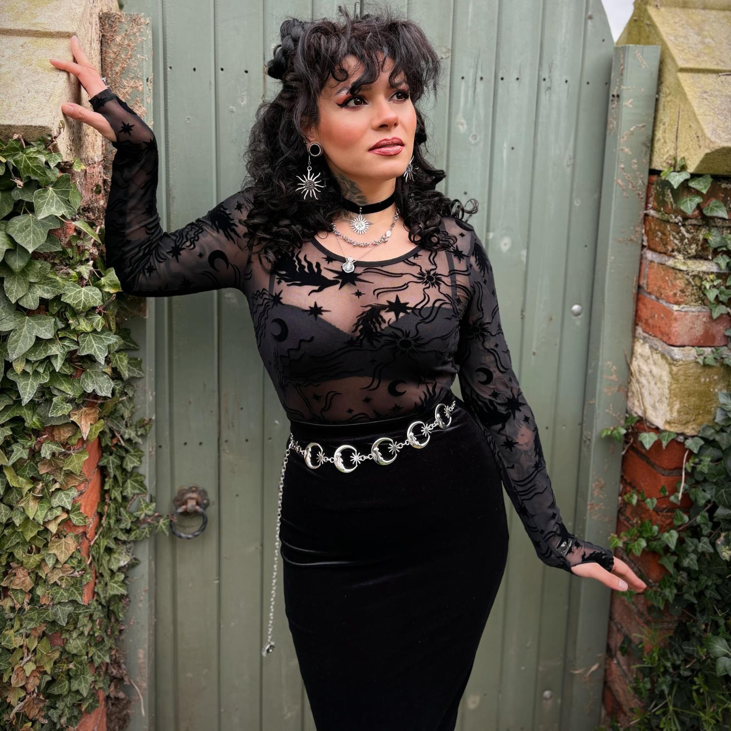 Celestial Flock Mesh Top - Schwarz