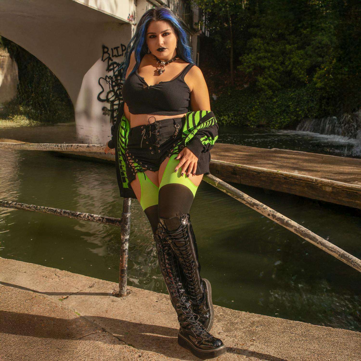 Neon-Strumpfhose in Strumpf-Optik – Wicked