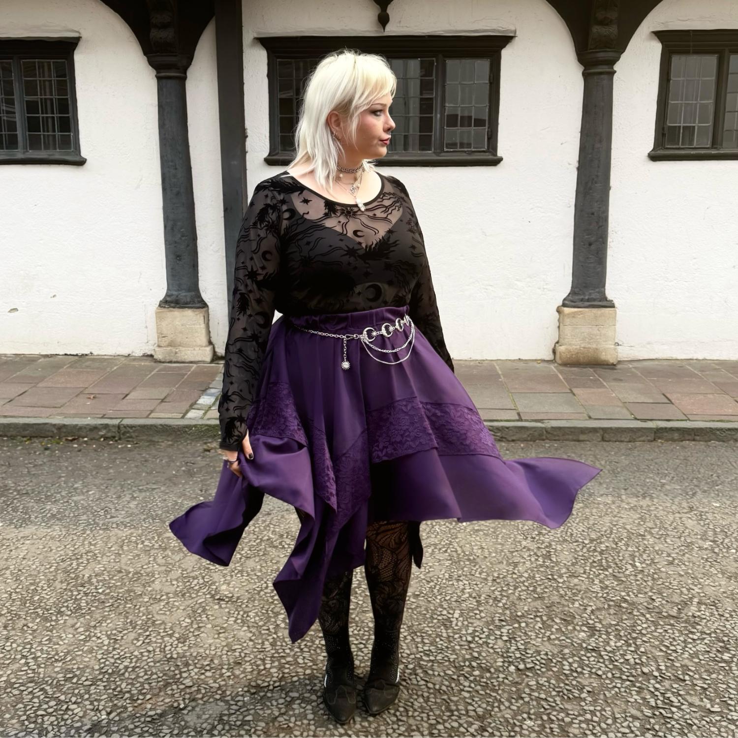 Celestial Flock Mesh Top - Schwarz