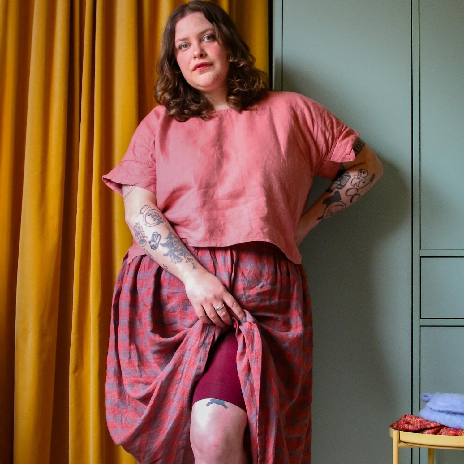 Stay Cool Chub Rub Shorts - Cherry