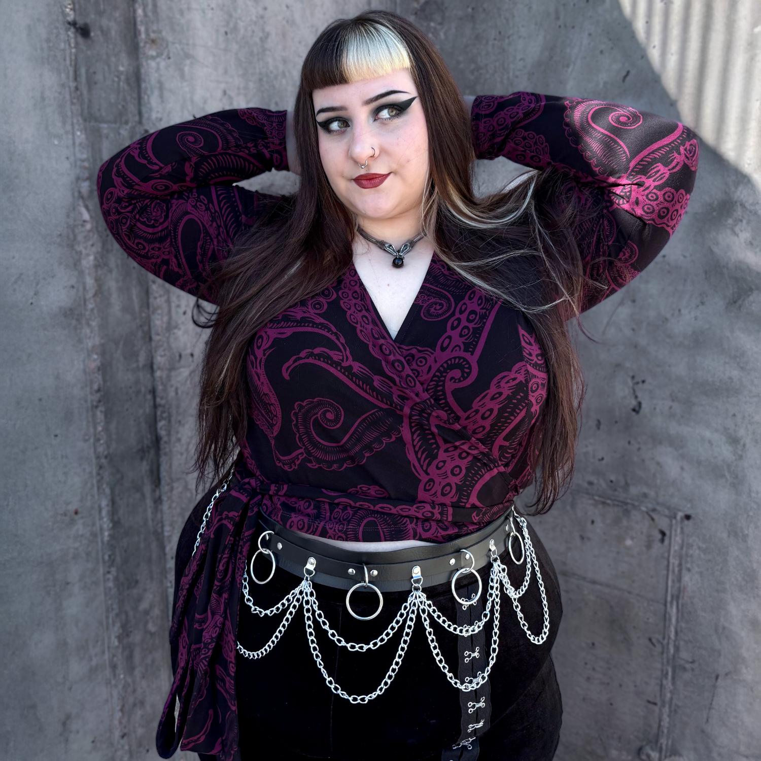 Bio-Baumwolle Wickeltop – Kraken’s Embrace