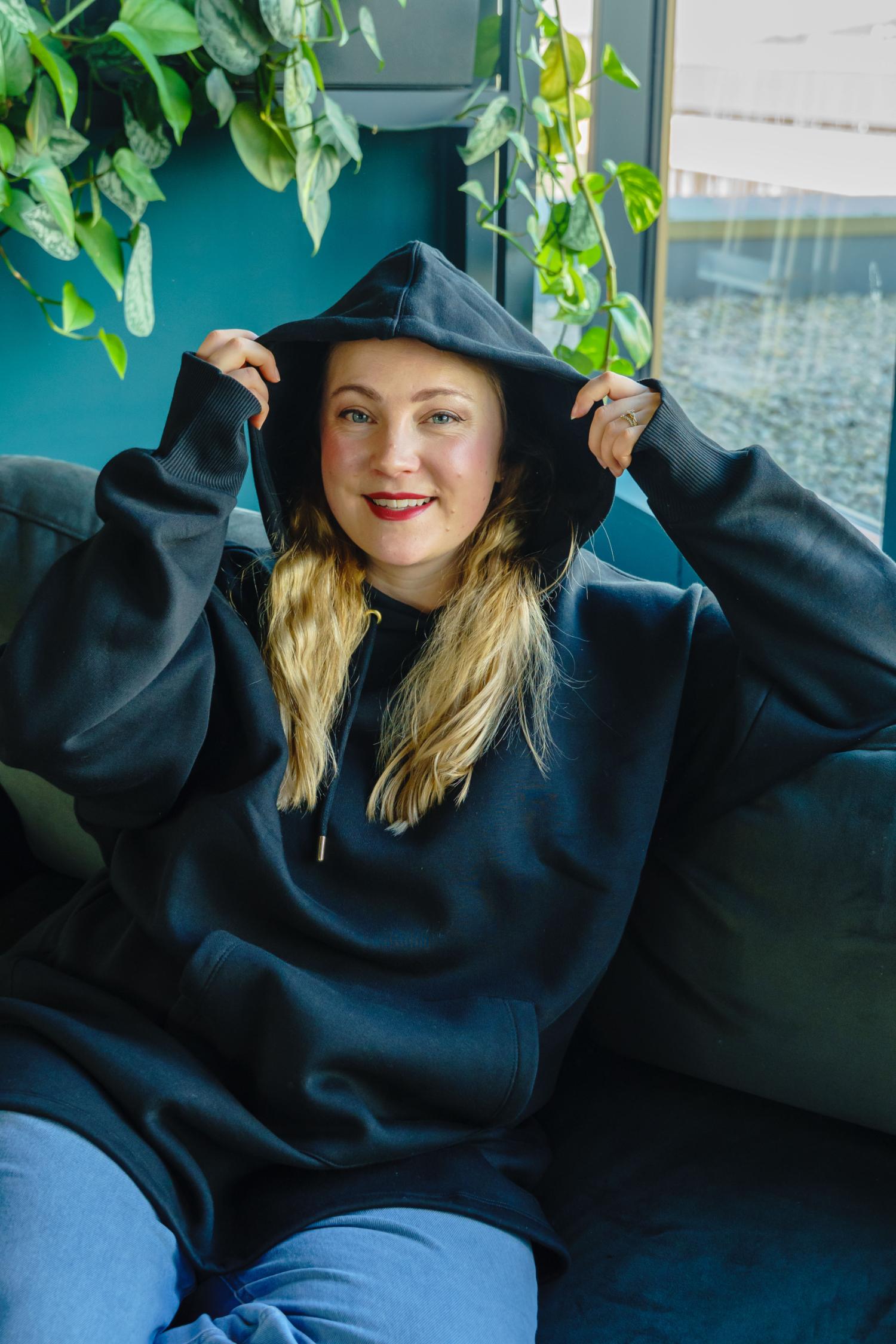 ACOTAR Longline Hoodie – Sieben Höfe