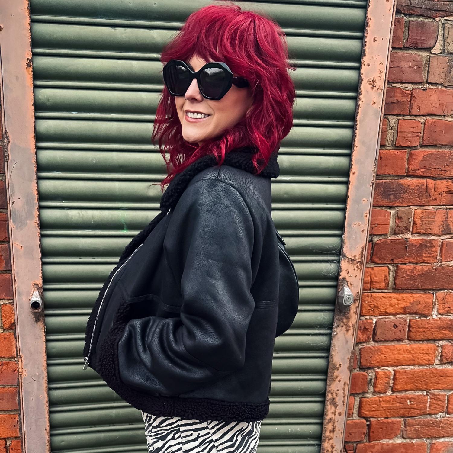 Bessie Aviator Jacke – Schwarz