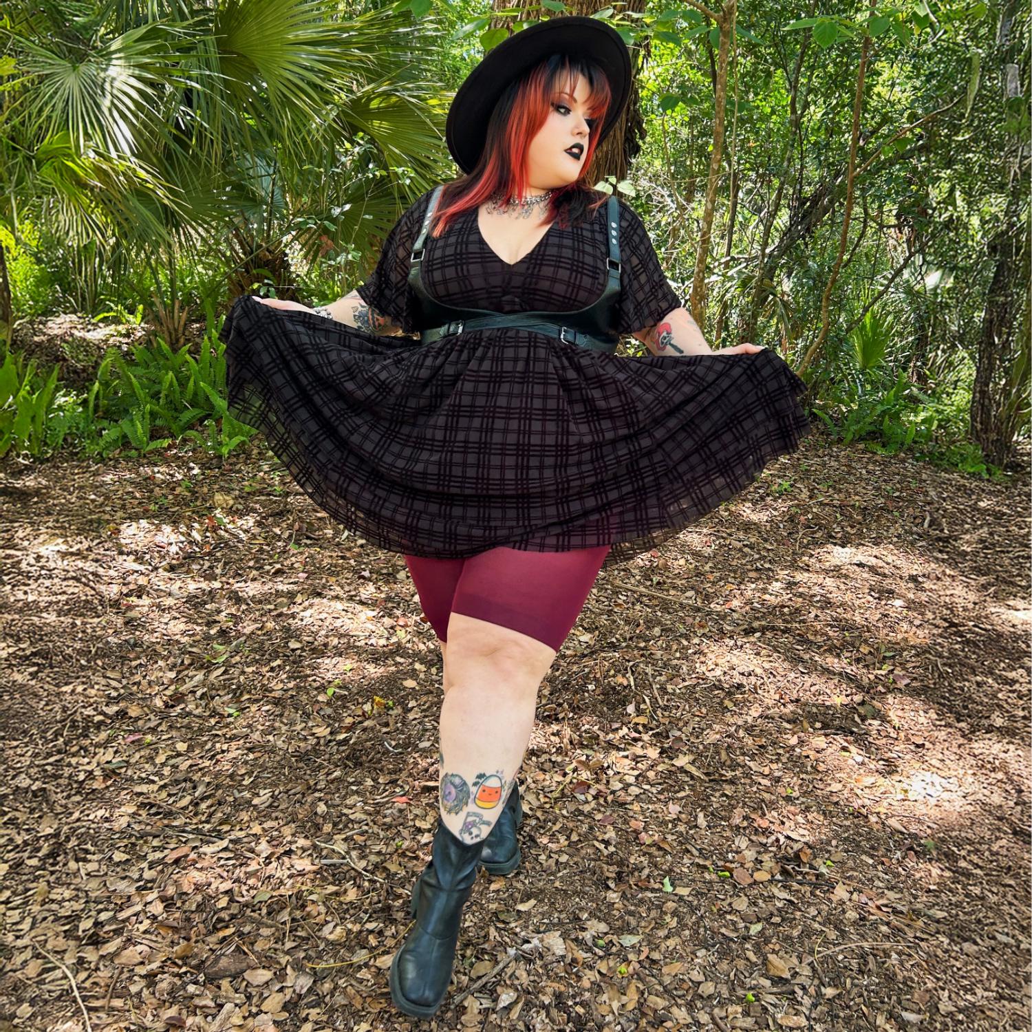 Stay Cool Chub Rub Shorts - Cherry