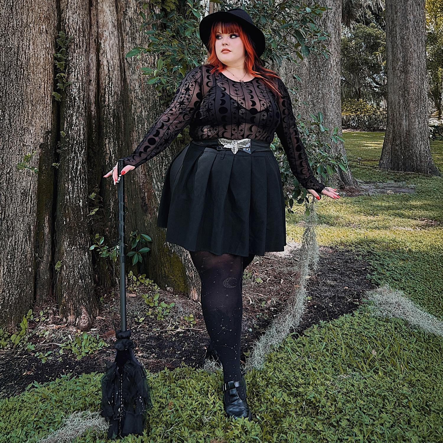 Flock-Mesh-Top – Moon Stars Pinstripe – Schwarz
