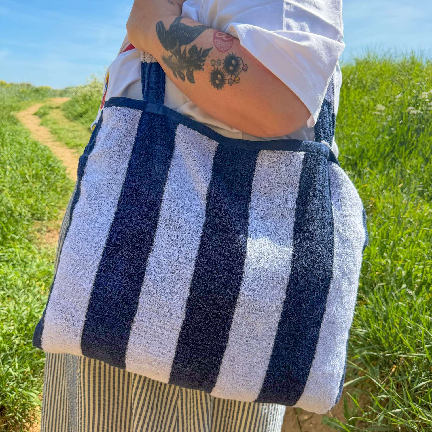Big Softee 2-in-1 Strandtuch-Tasche – Navy/White